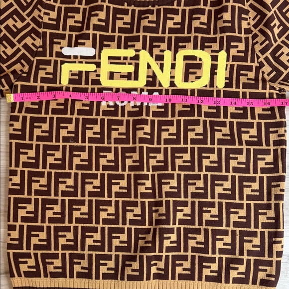 Fendi Authentic Brown and Yellow Logo Crewneck Sweater Women’s size 36 - Picture 9 of 15
